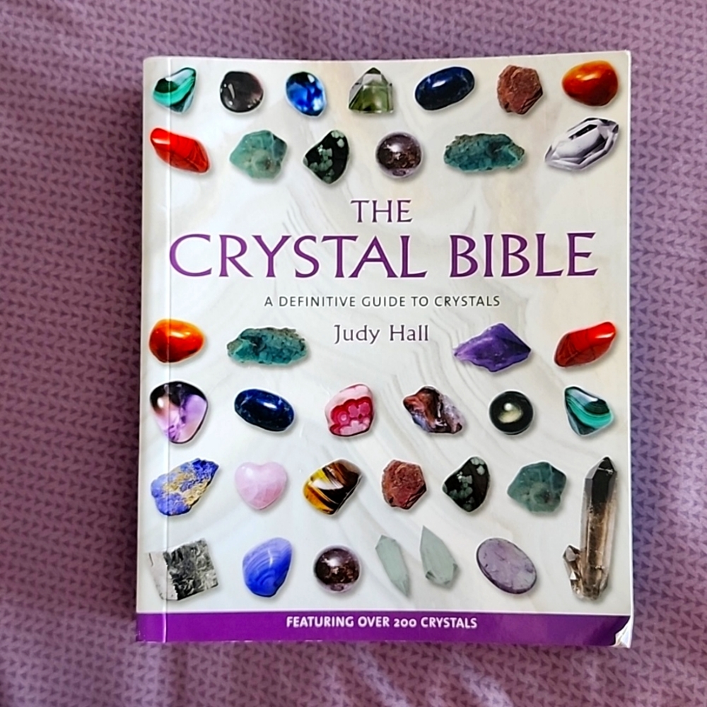 THE CRYSTAL BIBLE BY JUDY HALL